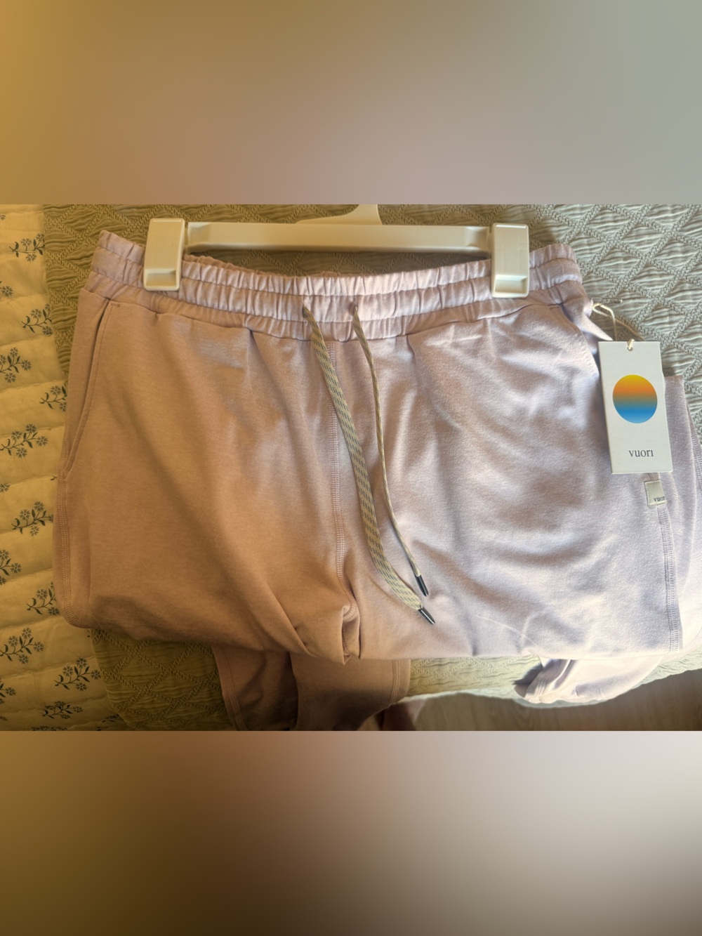 Vuori Joggers in Lilac - Picture 4 of 7